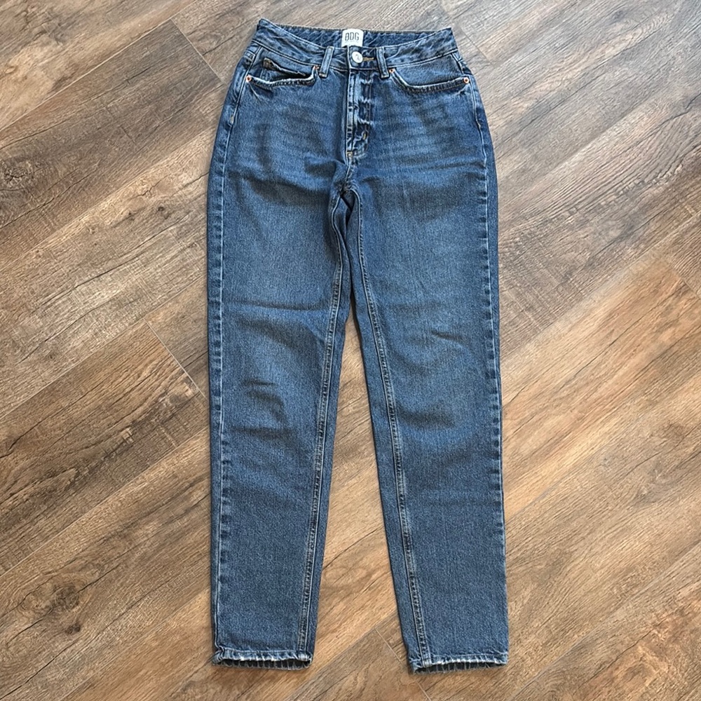 BDG Urban Outfitters Women's Size 24 Mom High Rise Jeans